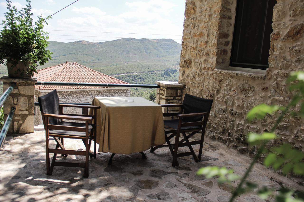 Guesthouse Vrenthi Karítaina 外观 照片