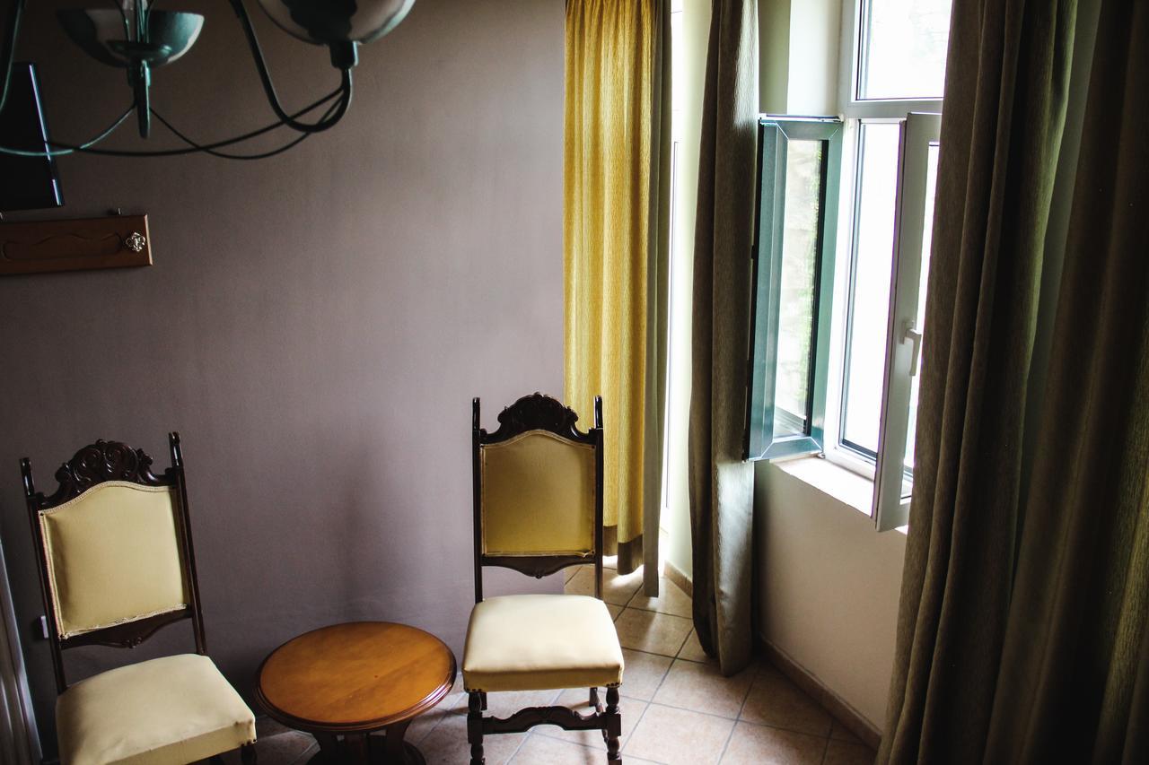 Guesthouse Vrenthi Karítaina 外观 照片